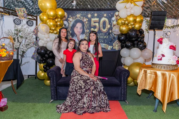 Fotografía de 50 Años Elyn
