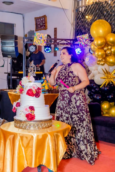 Fotografía de 50 Años Elyn