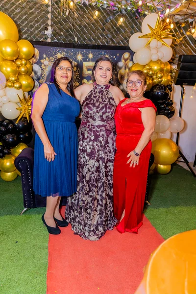 Fotografía de 50 Años Elyn