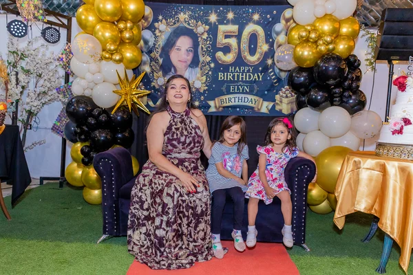 Fotografía de 50 Años Elyn