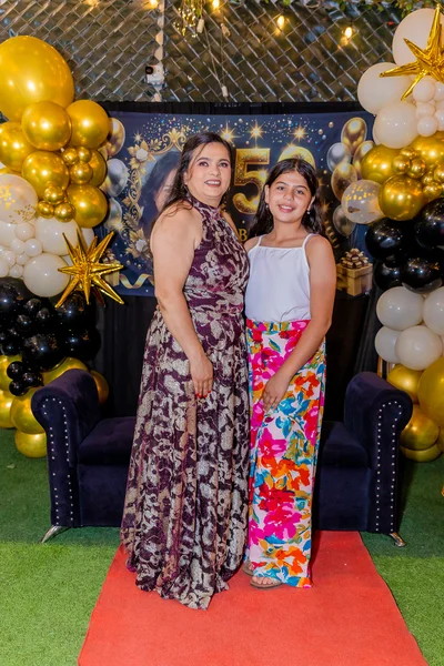 Fotografía de 50 Años Elyn
