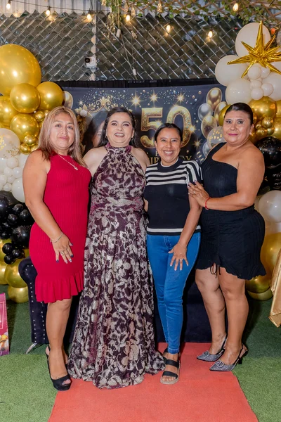 Fotografía de 50 Años Elyn