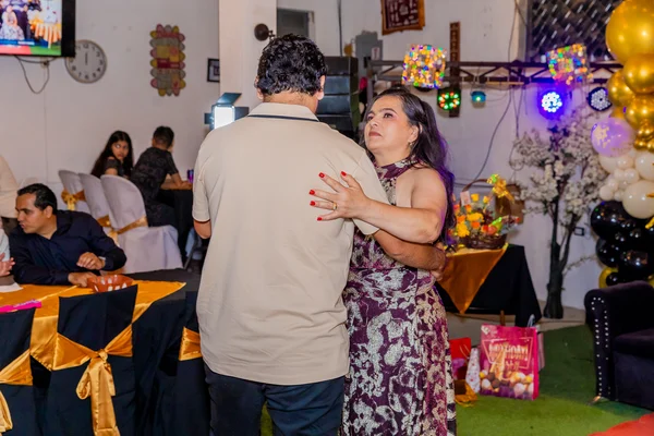Fotografía de 50 Años Elyn
