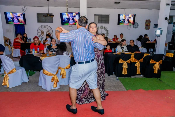 Fotografía de 50 Años Elyn