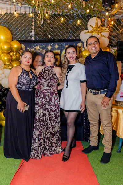 Fotografía de 50 Años Elyn