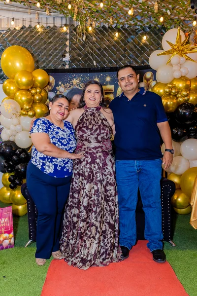 Fotografía de 50 Años Elyn